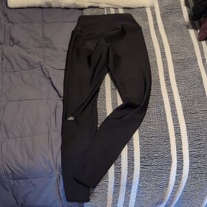 ALO Yoga 7/8 High Waisted Airlift Leggings